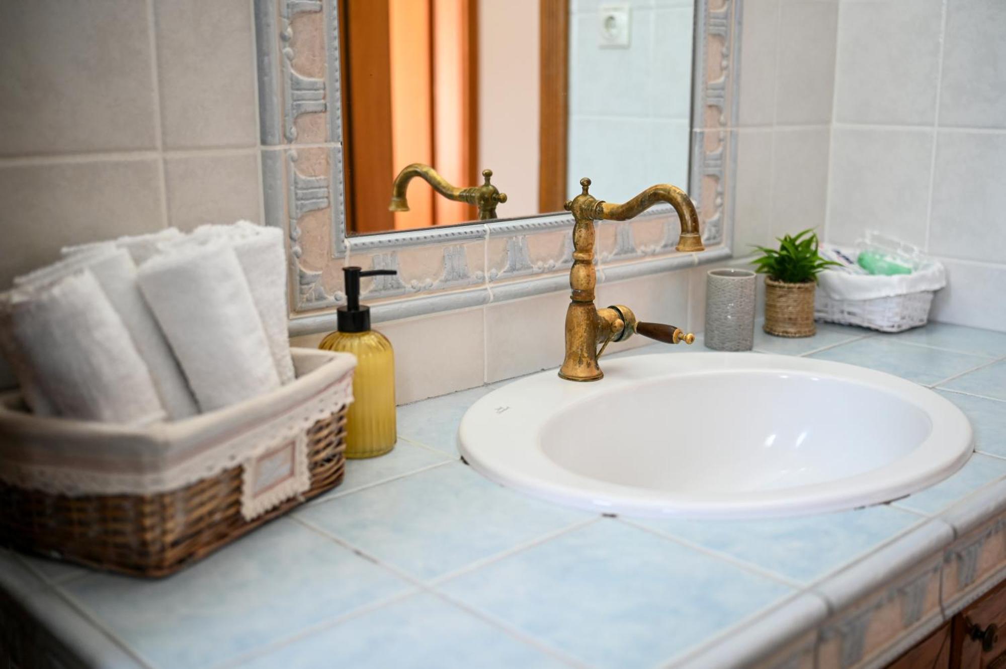 "Kochili Villa" Luxury Villa Agios Andreas  Buitenkant foto