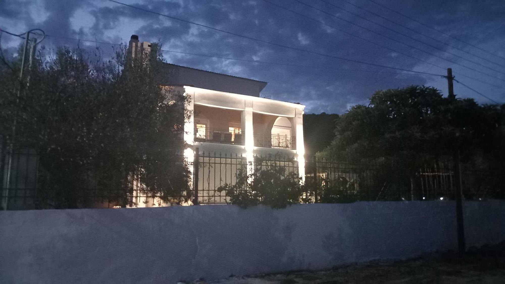 "Kochili Villa" Luxury Villa Agios Andreas  Buitenkant foto